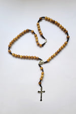Load image into Gallery viewer, Word Of Wisdom Christian Rosary With original Bethlehem Soil
