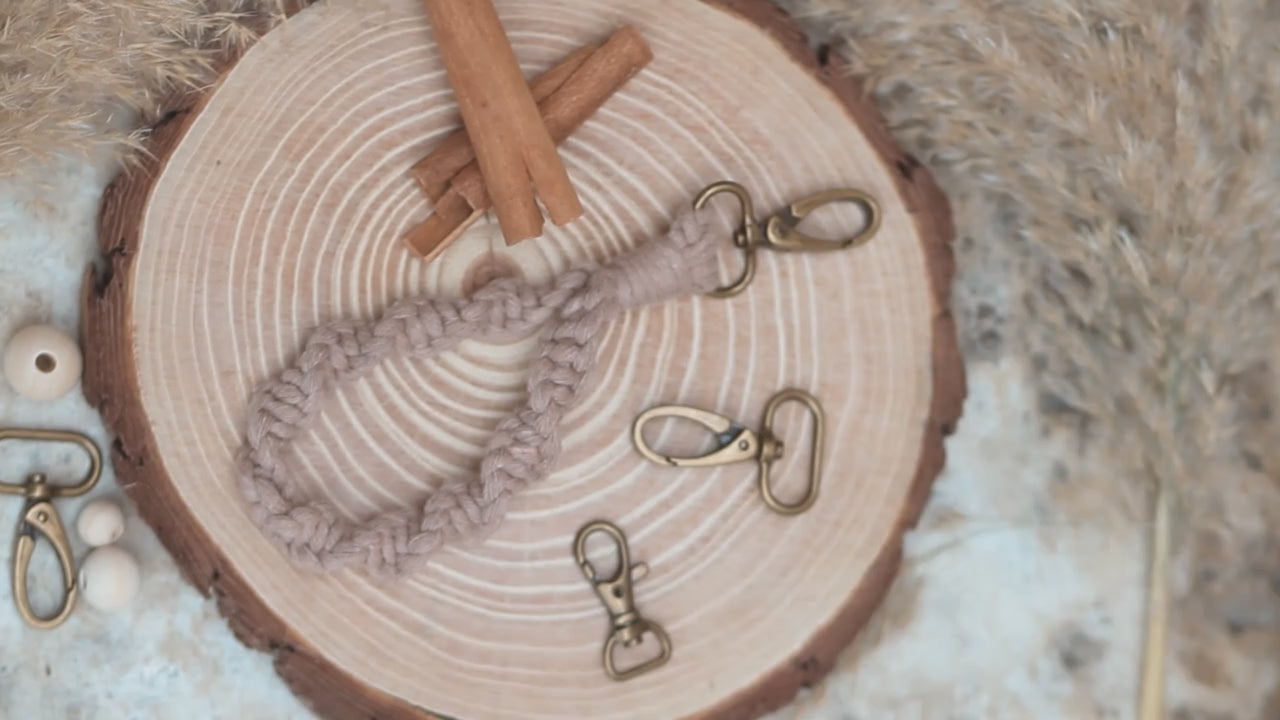 Key Chain Macramé Bracelet