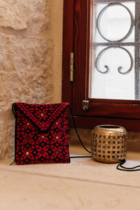 Elizabeth Envelope Strap Purse
