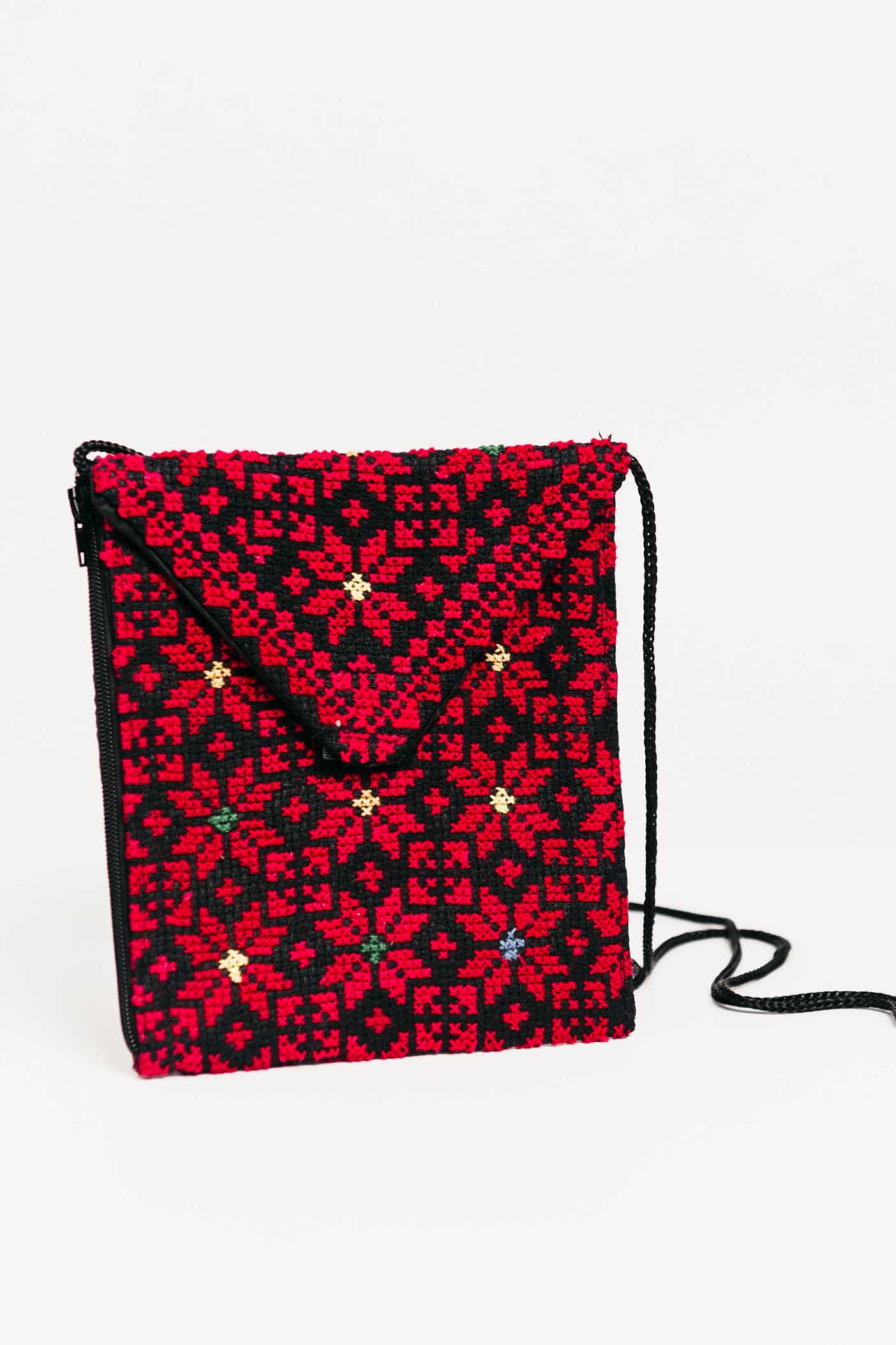 Elizabeth Envelope Strap Purse